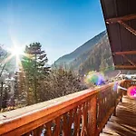 Primerose - Historic - Garden - - 5 Bedrooms - Mont-blanc Views Chalet *