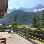 Chalet Primerose - Historic - Garden - - 5 Bedrooms - Mont-blanc Views